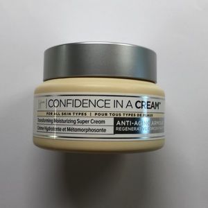 IT Cosmetics Confidence in a Cream